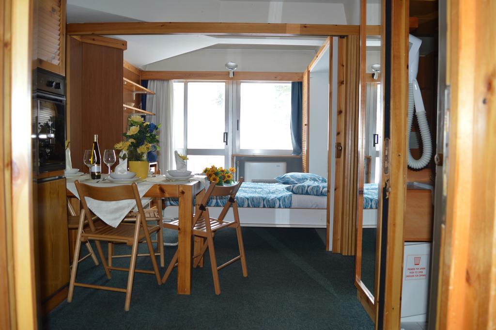 Residence Il Vigo Di Marilleva Ngoại thất bức ảnh